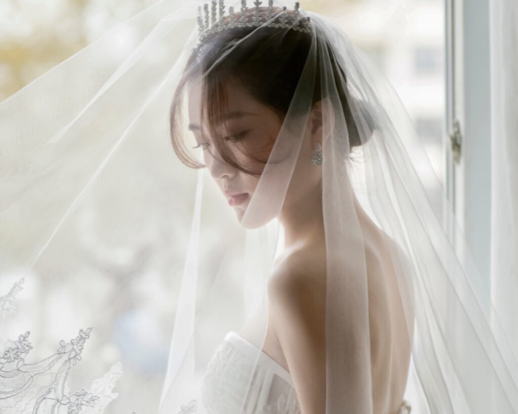 Gallery photo - bride looking back portrait